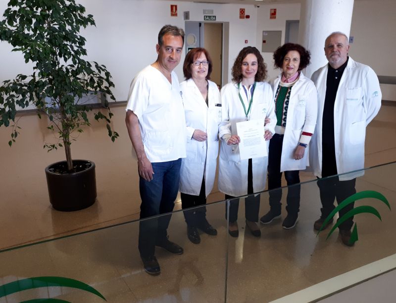 Profesionales de los hospitales de Granada premiados por un estudio sobre variaciones genéticas de la principal enfermedad hereditaria renal