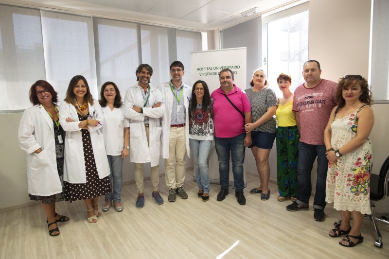 El Hospital Virgen de las Nieves atiende a 35 menores transexuales en una unidad específica para ofrecer tratamientos personalizados