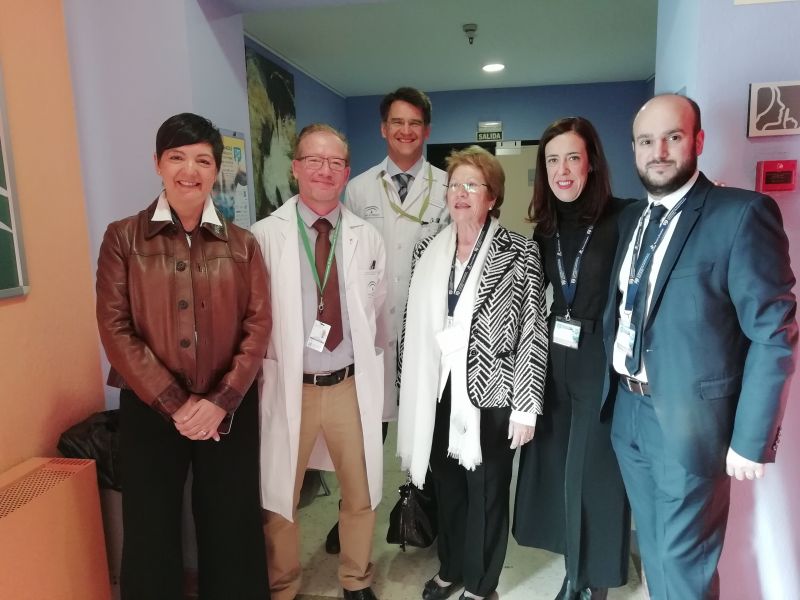 El Hospital Virgen de las Nieves reúne a un centenar de expertos para actualizar conocimientos sobre la enfermedad inflamatoria intestinal