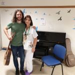 Mañana de canciones en el HMI