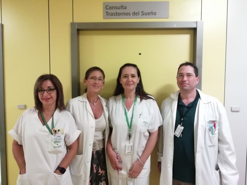 El Hospital Virgen de las Nieves atiende a 500 pacientes con síndrome de piernas inquietas