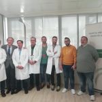 El Hospital Virgen de las Nieves implanta una prótesis de muñeca personalizada en 3D