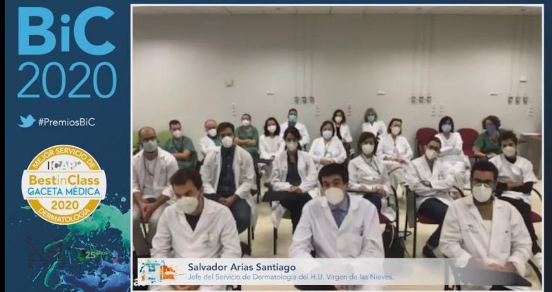 El Hospital Virgen de las Nieves recibe el premio Best In Class por la excelencia del servicio de Dermatología