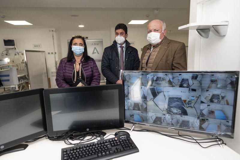 La Consejería de Salud refuerza la atención a pacientes Covid con una nueva UCI en el antiguo Hospital Clínico