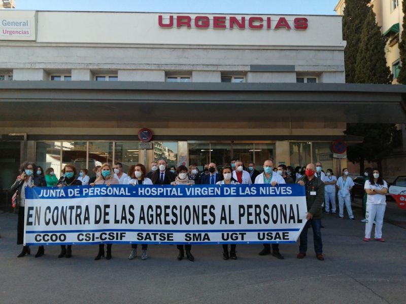 El Hospital Universitario del Virgen de las Nieves condena rotundamente las agresiones a los profesionales