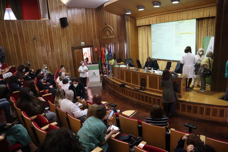 El hospital acoge un acto de movilidad interna en el que participan 900 profesionales