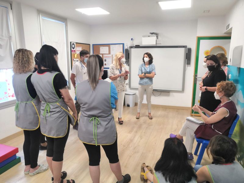 El Hospital Virgen de las Nieves forma en cuidados a docentes de educación especial