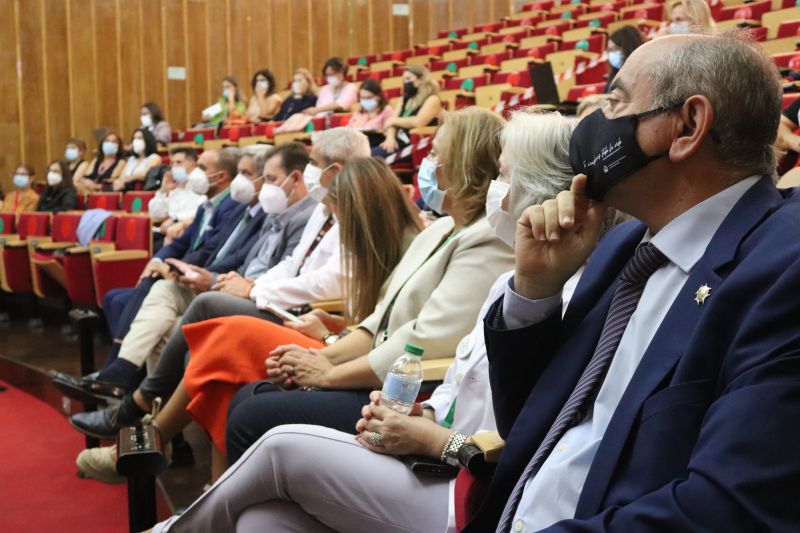 El Hospital Virgen de las Nieves reúne a 300 profesionales de enfermería para hablar sobre innovación en cuidados