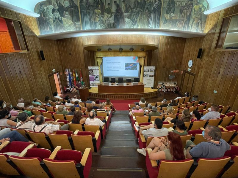 El Hospital organiza un encuentro con pacientes de leucemia linfática crónica