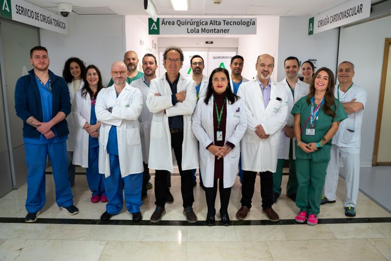 El Hospital Virgen de las Nieves, referente nacional para la extracción de electrodos en pacientes adultos