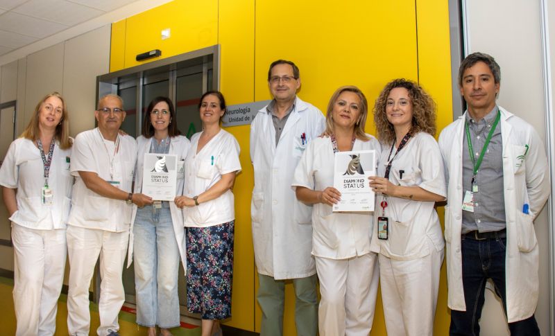 El Hospital Virgen de las Nieves recibe el premio Diamante Angels por su excelencia en la atención al ictus