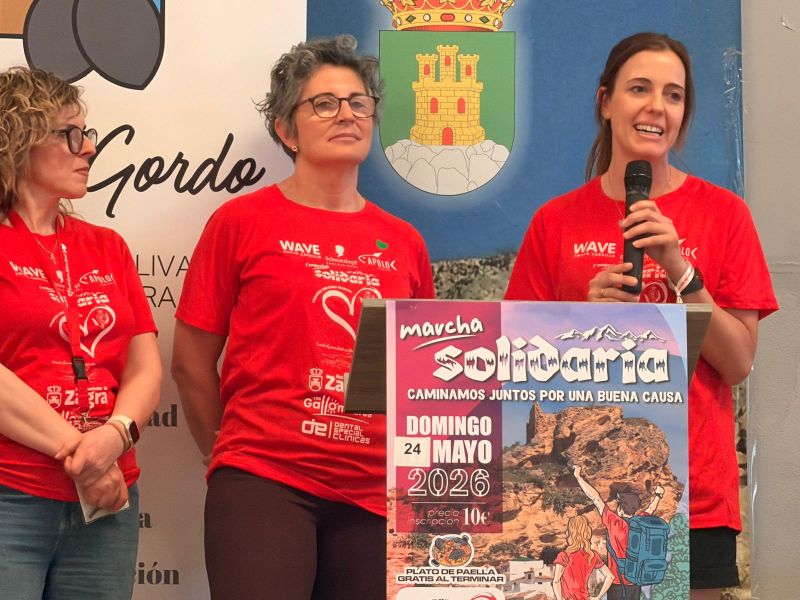 Profesionales del hospital participan en la marcha solidaria de la Asociación Granadina Pequeños Corazones