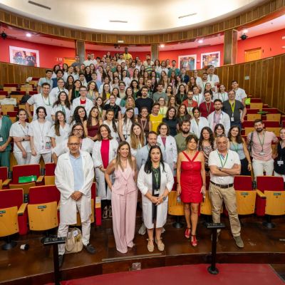 Acto acogida de residentes.jpeg