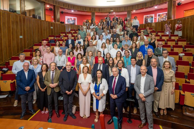 El Hospital Virgen de las Nieves celebra unas jornadas sobre humanización y excelencia en la gestión sanitaria