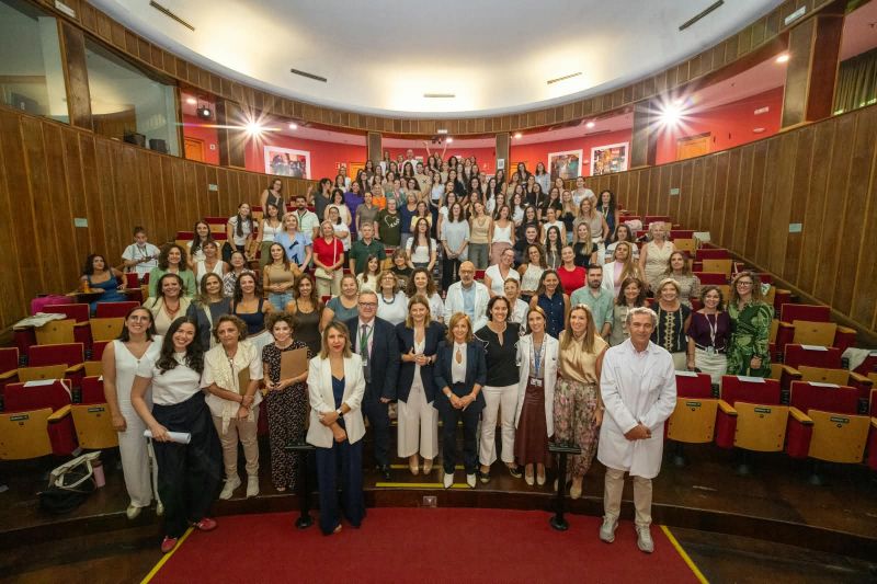 El Hospital Universitario Virgen de las Nieves celebra unas jornadas para reforzar la lactancia materna